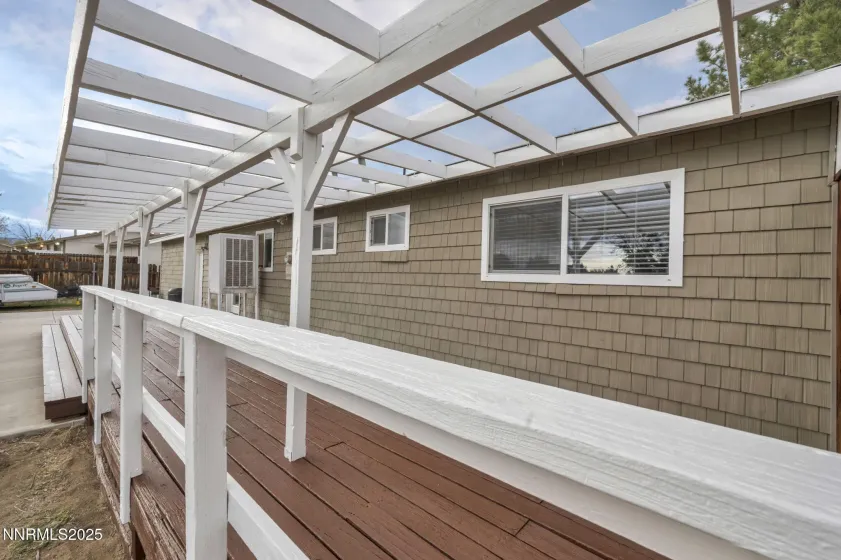 5680 Dolores, Sparks, Nevada 89436, 3 Bedrooms Bedrooms, ,2 BathroomsBathrooms,Residential,Residential,Dolores,250057969