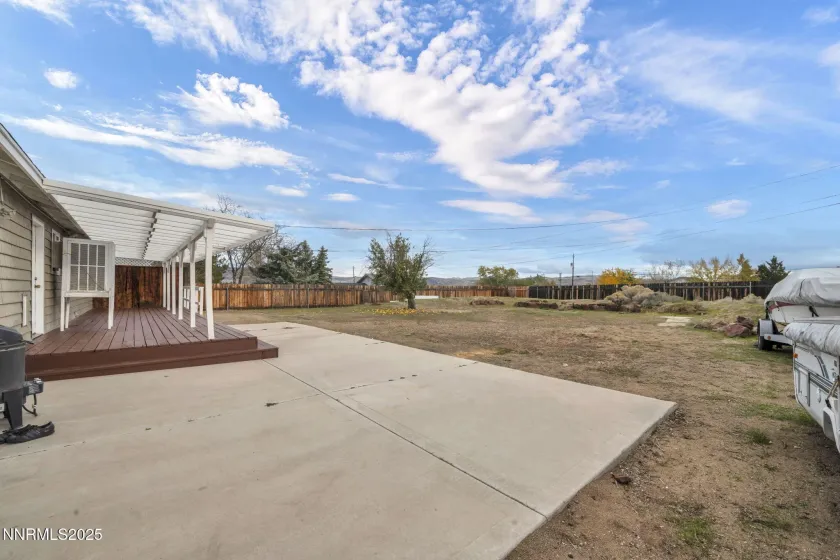 5680 Dolores, Sparks, Nevada 89436, 3 Bedrooms Bedrooms, ,2 BathroomsBathrooms,Residential,Residential,Dolores,250057969