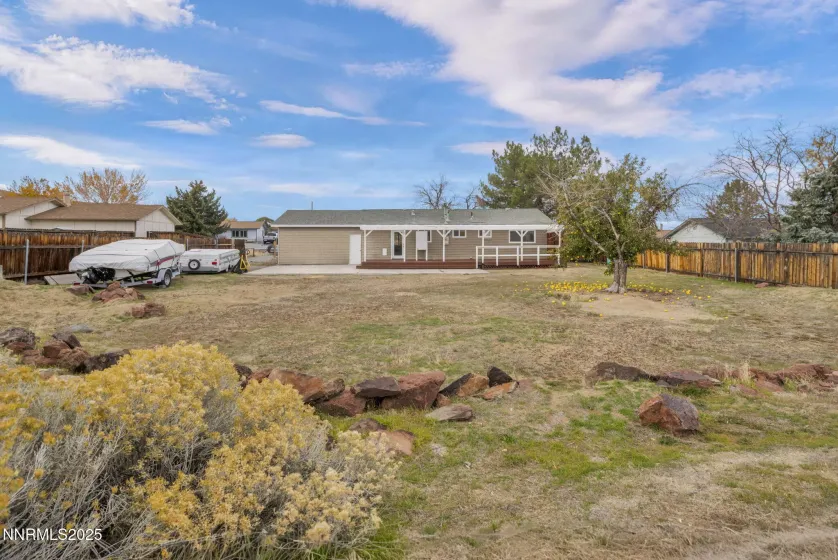 5680 Dolores, Sparks, Nevada 89436, 3 Bedrooms Bedrooms, ,2 BathroomsBathrooms,Residential,Residential,Dolores,250057969