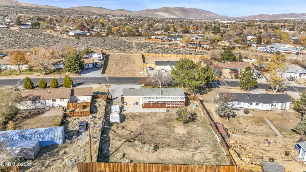 5680 Dolores, Sparks, Nevada 89436, 3 Bedrooms Bedrooms, ,2 BathroomsBathrooms,Residential,Residential,Dolores,250057969