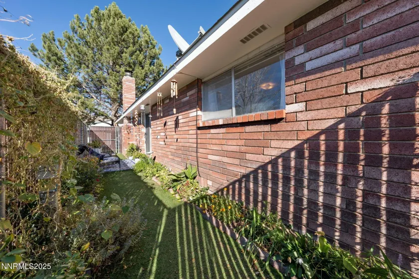 3183 Imperial, Carson City, Nevada 89706, 2 Bedrooms Bedrooms, ,1 BathroomBathrooms,Residential,Residential,Imperial,250057972