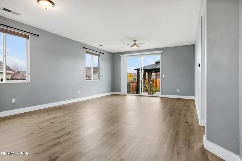 104 Catlin, Dayton, Nevada 89403, 3 Bedrooms Bedrooms, ,2 BathroomsBathrooms,Residential,Residential,Catlin,250057971