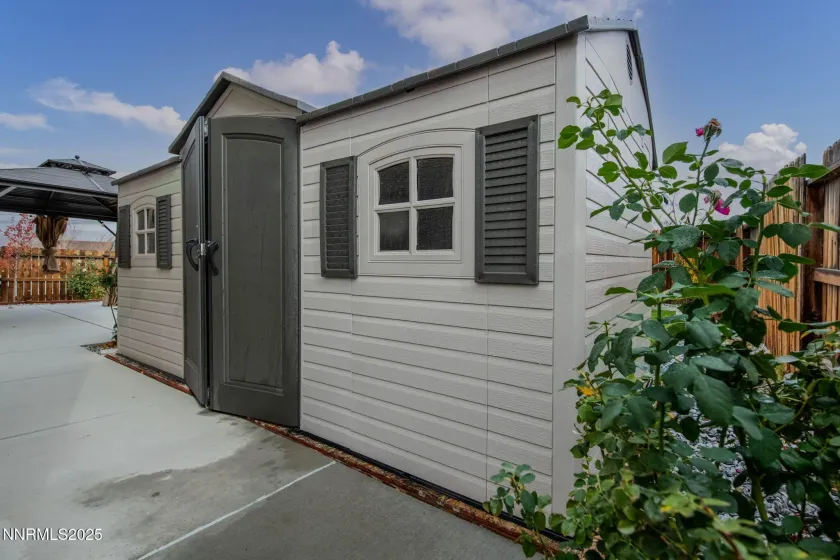 104 Catlin, Dayton, Nevada 89403, 3 Bedrooms Bedrooms, ,2 BathroomsBathrooms,Residential,Residential,Catlin,250057971