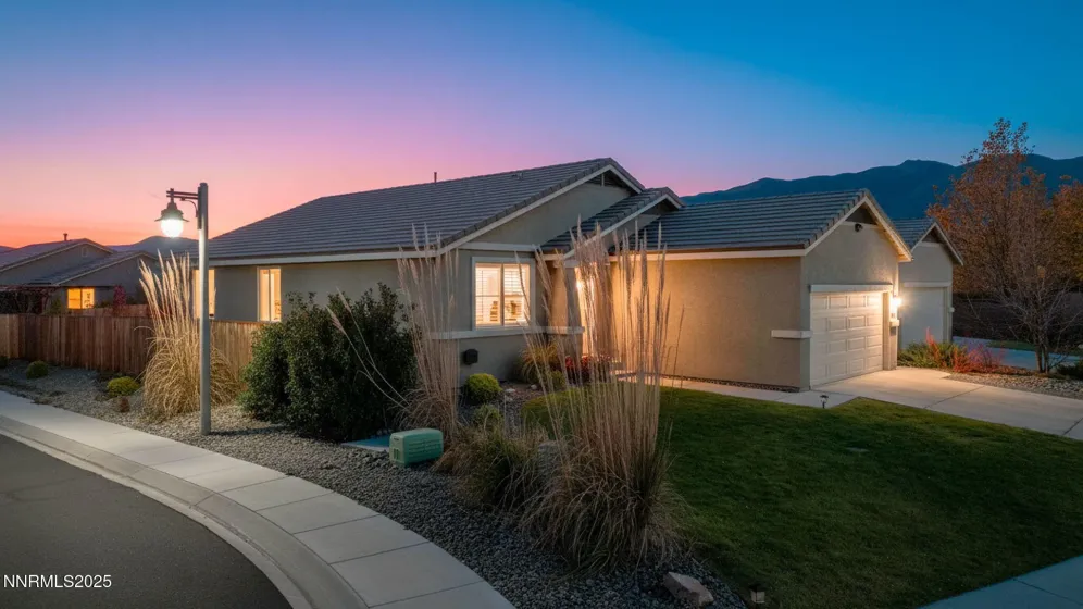 104 Catlin, Dayton, Nevada 89403, 3 Bedrooms Bedrooms, ,2 BathroomsBathrooms,Residential,Residential,Catlin,250057971