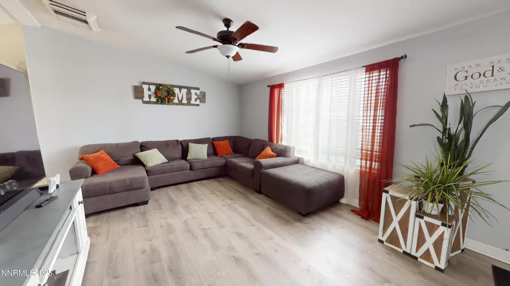 4220 Alloy, Winnemucca, Nevada 89445, 6 Bedrooms Bedrooms, ,2 BathroomsBathrooms,Residential,Residential,Alloy,250057974