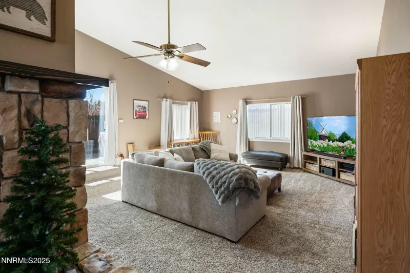 3574 Haystack, Carson City, Nevada 89705, 3 Bedrooms Bedrooms, ,2 BathroomsBathrooms,Residential,Residential,Haystack,250057973