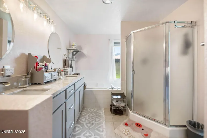 3574 Haystack, Carson City, Nevada 89705, 3 Bedrooms Bedrooms, ,2 BathroomsBathrooms,Residential,Residential,Haystack,250057973