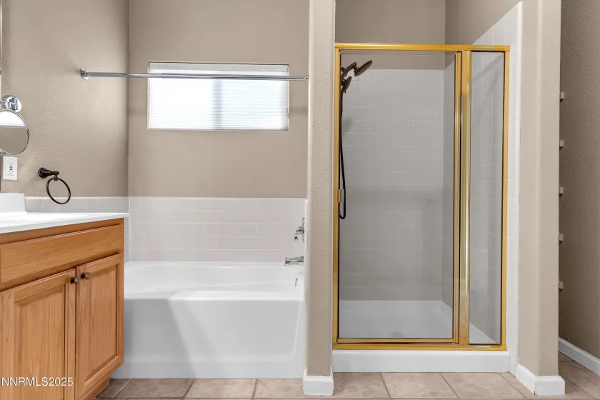 488 Sierra Leaf, Reno, Nevada 89511, 2 Bedrooms Bedrooms, ,2 BathroomsBathrooms,Residential,Residential,Sierra Leaf,250057975