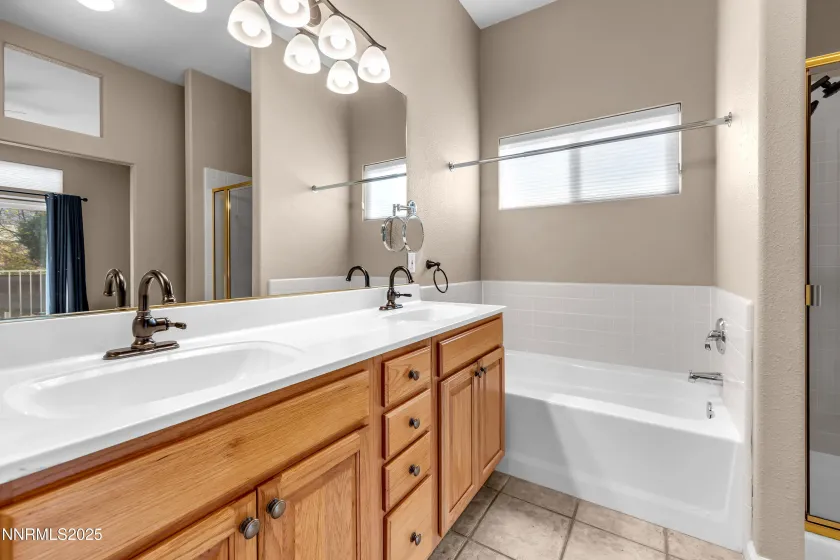 488 Sierra Leaf, Reno, Nevada 89511, 2 Bedrooms Bedrooms, ,2 BathroomsBathrooms,Residential,Residential,Sierra Leaf,250057975