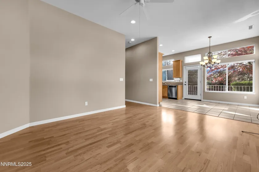 488 Sierra Leaf, Reno, Nevada 89511, 2 Bedrooms Bedrooms, ,2 BathroomsBathrooms,Residential,Residential,Sierra Leaf,250057975