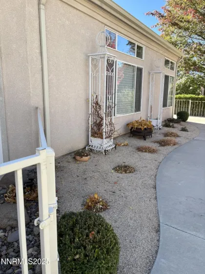 488 Sierra Leaf, Reno, Nevada 89511, 2 Bedrooms Bedrooms, ,2 BathroomsBathrooms,Residential,Residential,Sierra Leaf,250057975