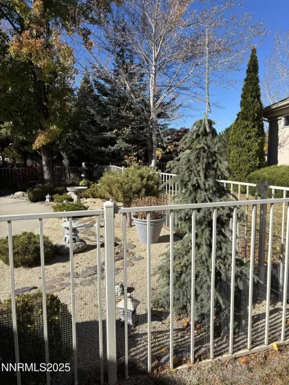 488 Sierra Leaf, Reno, Nevada 89511, 2 Bedrooms Bedrooms, ,2 BathroomsBathrooms,Residential,Residential,Sierra Leaf,250057975