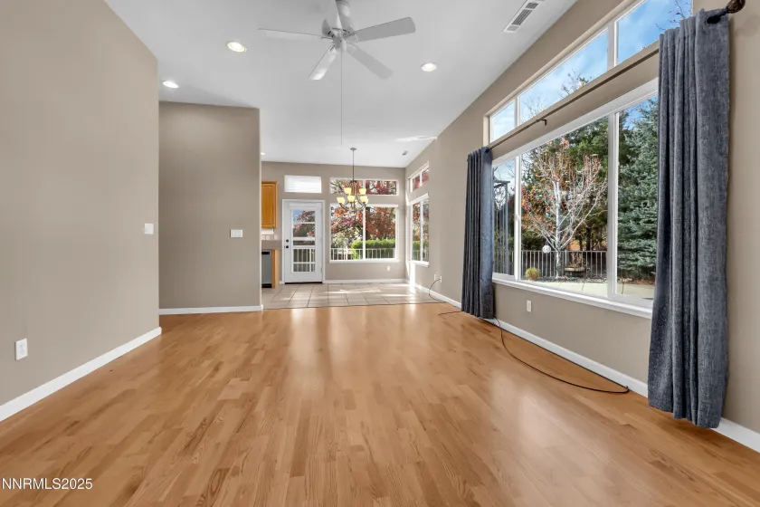 488 Sierra Leaf, Reno, Nevada 89511, 2 Bedrooms Bedrooms, ,2 BathroomsBathrooms,Residential,Residential,Sierra Leaf,250057975