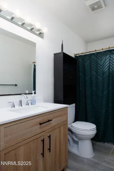 981 Mckay, Fallon, Nevada 89406, 3 Bedrooms Bedrooms, ,2 BathroomsBathrooms,Residential,Residential,Mckay,250057982