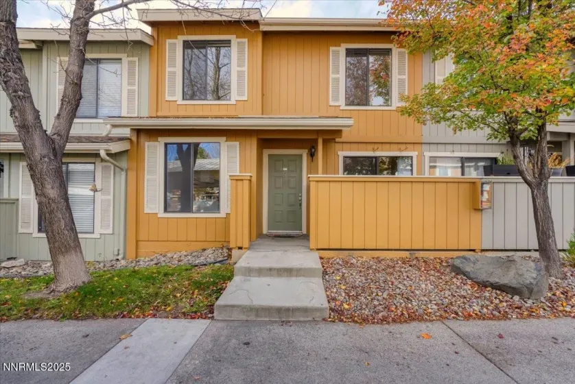 3230 Wedekind, Sparks, Nevada 89431, 2 Bedrooms Bedrooms, ,3 BathroomsBathrooms,Residential,Residential,Wedekind,250057983