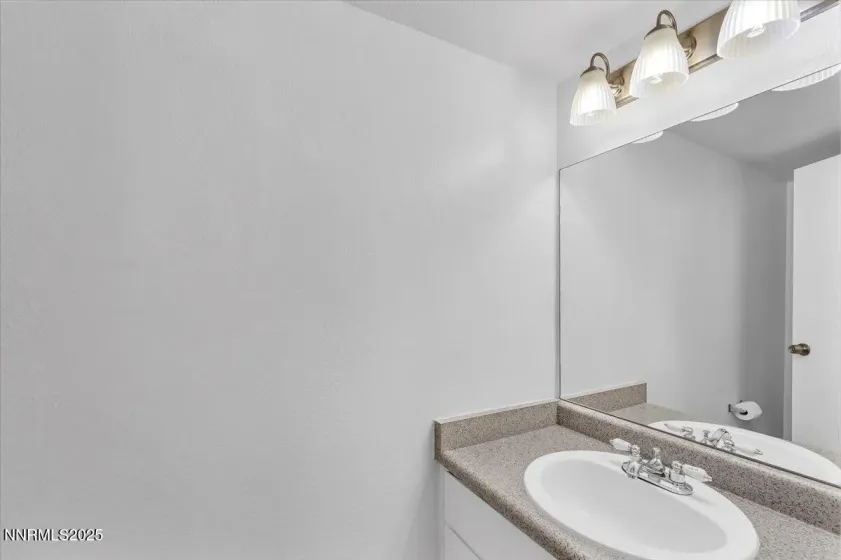 3230 Wedekind, Sparks, Nevada 89431, 2 Bedrooms Bedrooms, ,3 BathroomsBathrooms,Residential,Residential,Wedekind,250057983