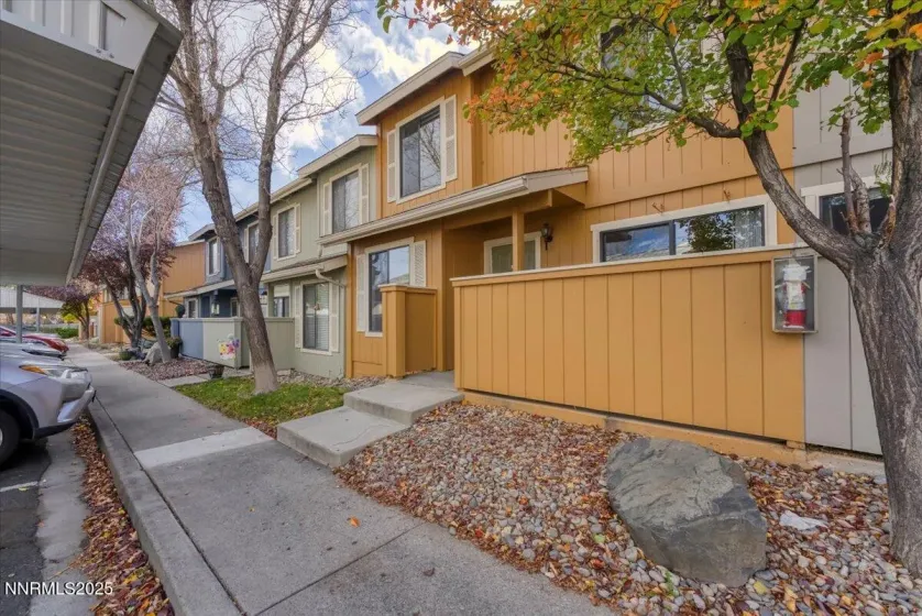 3230 Wedekind, Sparks, Nevada 89431, 2 Bedrooms Bedrooms, ,3 BathroomsBathrooms,Residential,Residential,Wedekind,250057983