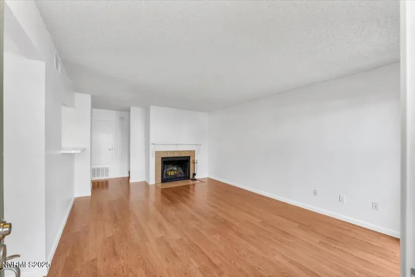 3230 Wedekind, Sparks, Nevada 89431, 2 Bedrooms Bedrooms, ,3 BathroomsBathrooms,Residential,Residential,Wedekind,250057983