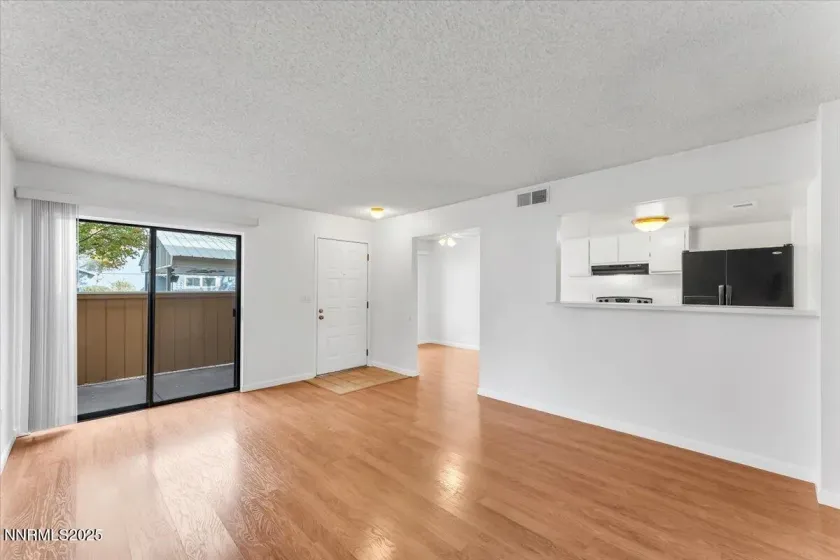 3230 Wedekind, Sparks, Nevada 89431, 2 Bedrooms Bedrooms, ,3 BathroomsBathrooms,Residential,Residential,Wedekind,250057983