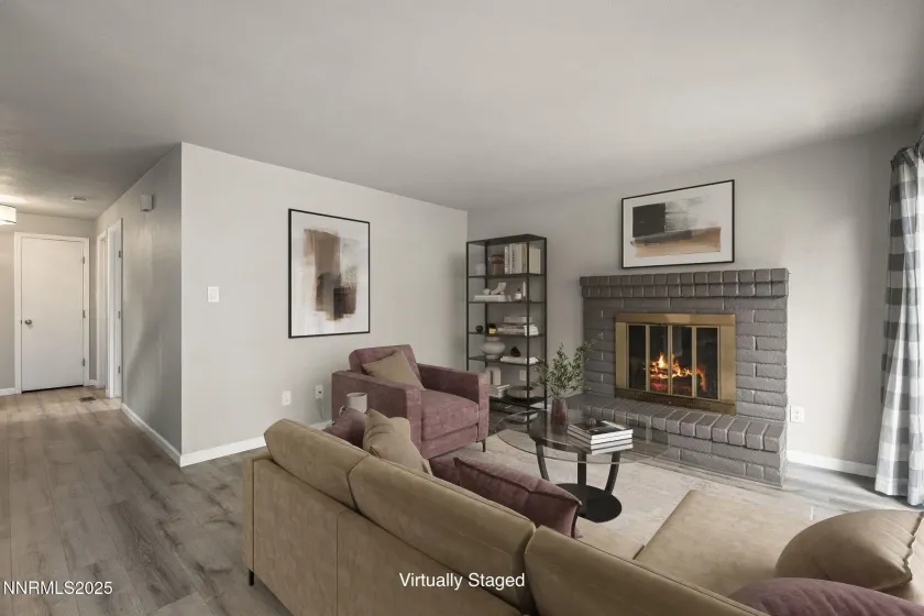 1214 Conway, Reno, Nevada 89503, 3 Bedrooms Bedrooms, ,2 BathroomsBathrooms,Residential,Residential,Conway,250057985