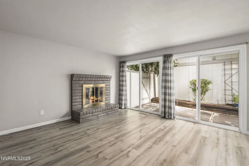 1214 Conway, Reno, Nevada 89503, 3 Bedrooms Bedrooms, ,2 BathroomsBathrooms,Residential,Residential,Conway,250057985