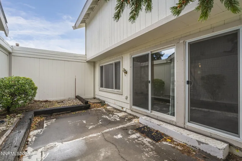 1214 Conway, Reno, Nevada 89503, 3 Bedrooms Bedrooms, ,2 BathroomsBathrooms,Residential,Residential,Conway,250057985