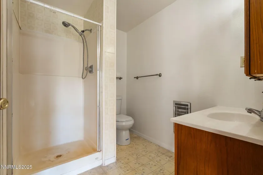 103 Oregon, Yerington, Nevada 89447, 4 Bedrooms Bedrooms, ,2 BathroomsBathrooms,Residential,Residential,Oregon,250057989