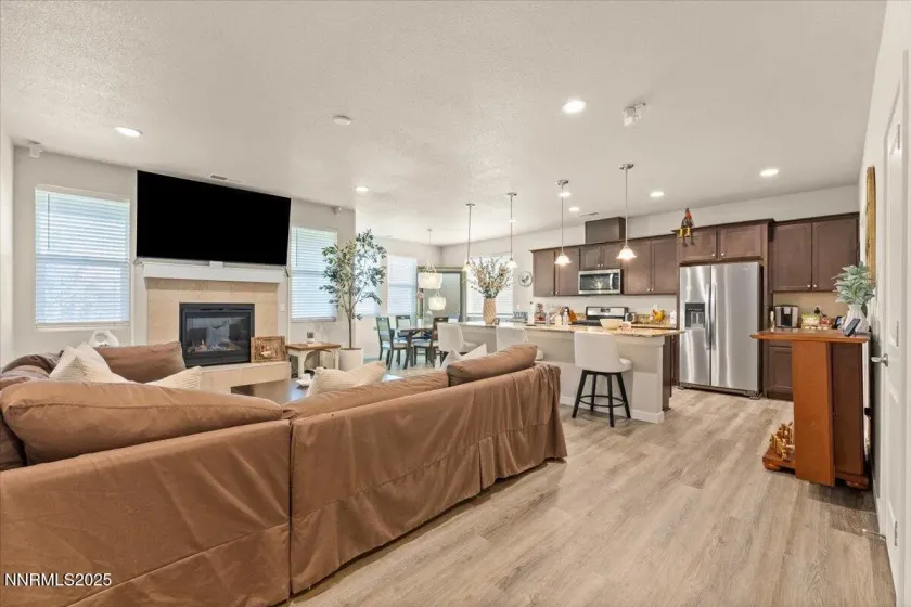 1524 Golf, Fernley, Nevada 89408, 3 Bedrooms Bedrooms, ,2 BathroomsBathrooms,Residential,Residential,Golf,250057994