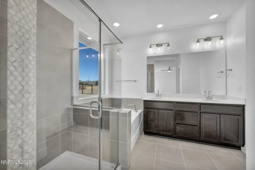 8609 Crandell, Reno, Nevada 89506, 3 Bedrooms Bedrooms, ,2 BathroomsBathrooms,Residential,Residential,Crandell,250057998