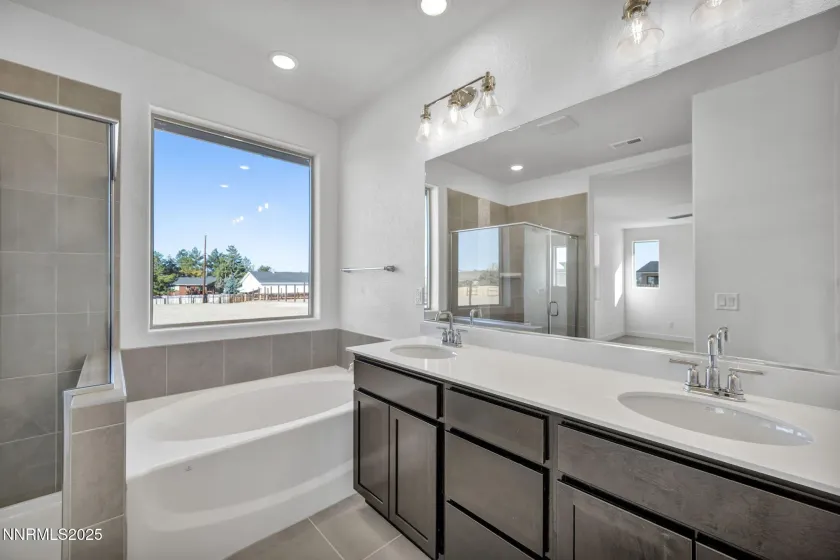 8609 Crandell, Reno, Nevada 89506, 3 Bedrooms Bedrooms, ,2 BathroomsBathrooms,Residential,Residential,Crandell,250057998