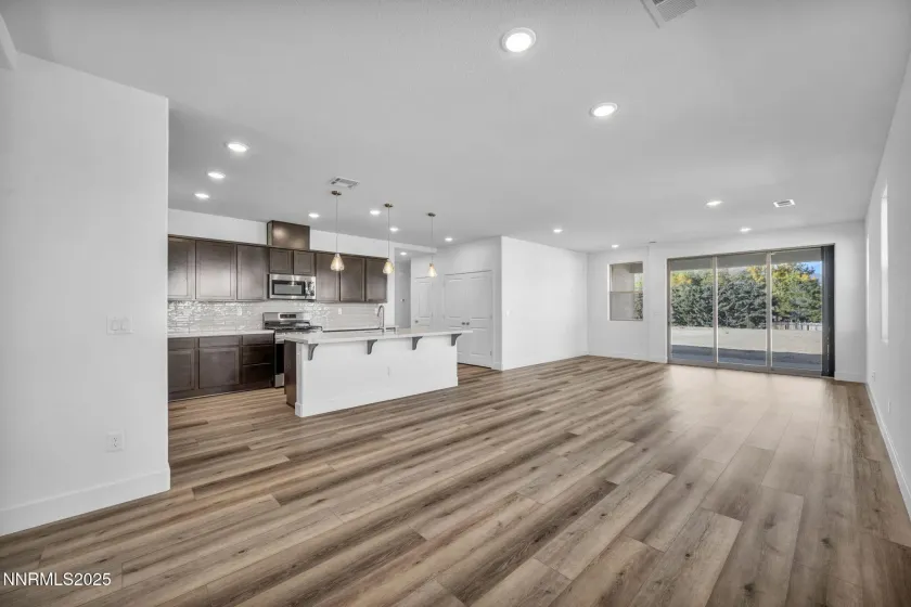 8609 Crandell, Reno, Nevada 89506, 3 Bedrooms Bedrooms, ,2 BathroomsBathrooms,Residential,Residential,Crandell,250057998