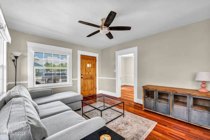 960 Ralston, Reno, Nevada 89503, 2 Bedrooms Bedrooms, ,1 BathroomBathrooms,Residential,Residential,Ralston,250000747