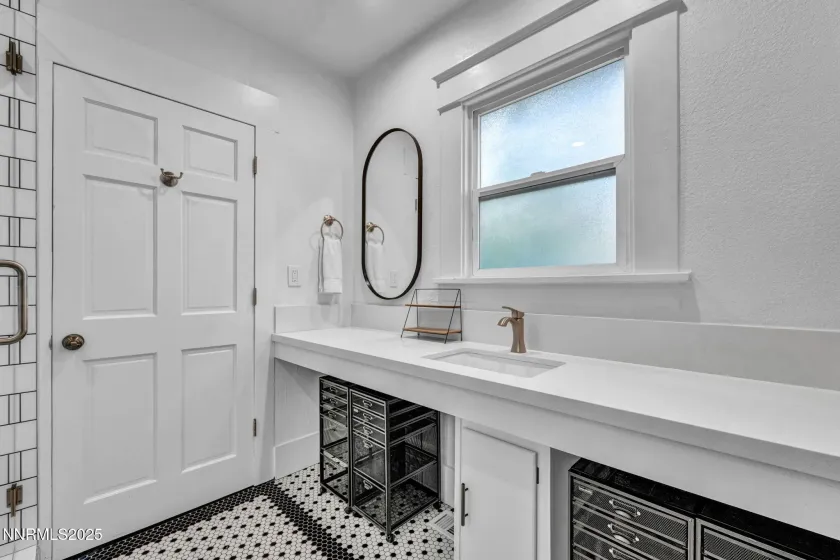 960 Ralston, Reno, Nevada 89503, 2 Bedrooms Bedrooms, ,1 BathroomBathrooms,Residential,Residential,Ralston,250000747