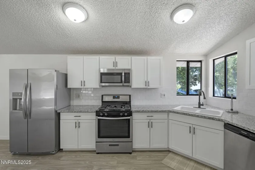 52 Ave De La Bleu De Clair, Sparks, Nevada 89434, 3 Bedrooms Bedrooms, ,2 BathroomsBathrooms,Residential,Residential,Ave De La Bleu De Clair,250058001