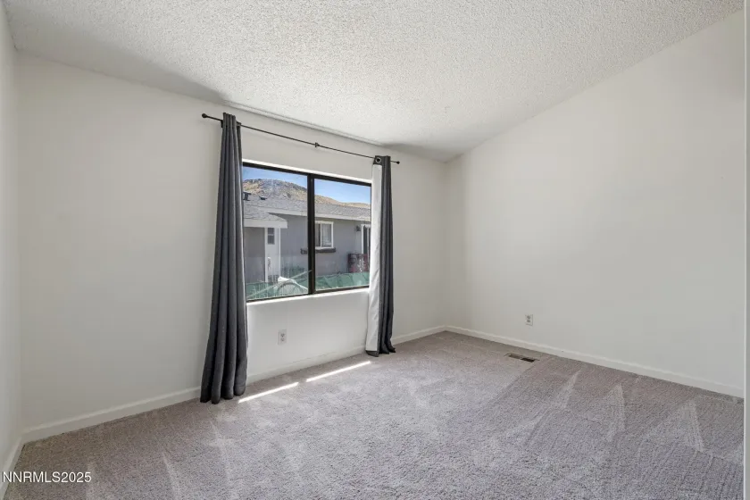 52 Ave De La Bleu De Clair, Sparks, Nevada 89434, 3 Bedrooms Bedrooms, ,2 BathroomsBathrooms,Residential,Residential,Ave De La Bleu De Clair,250058001