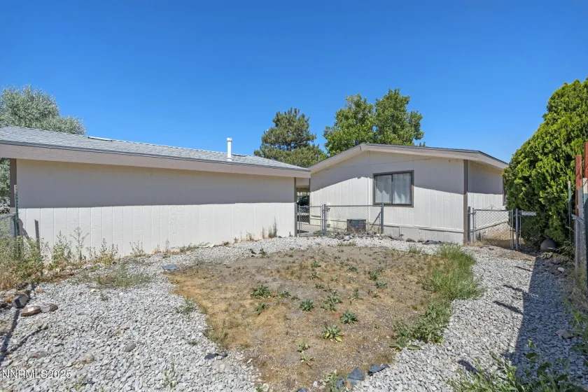 52 Ave De La Bleu De Clair, Sparks, Nevada 89434, 3 Bedrooms Bedrooms, ,2 BathroomsBathrooms,Residential,Residential,Ave De La Bleu De Clair,250058001