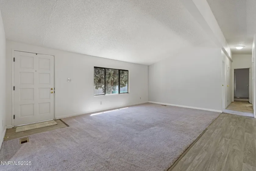 52 Ave De La Bleu De Clair, Sparks, Nevada 89434, 3 Bedrooms Bedrooms, ,2 BathroomsBathrooms,Residential,Residential,Ave De La Bleu De Clair,250058001