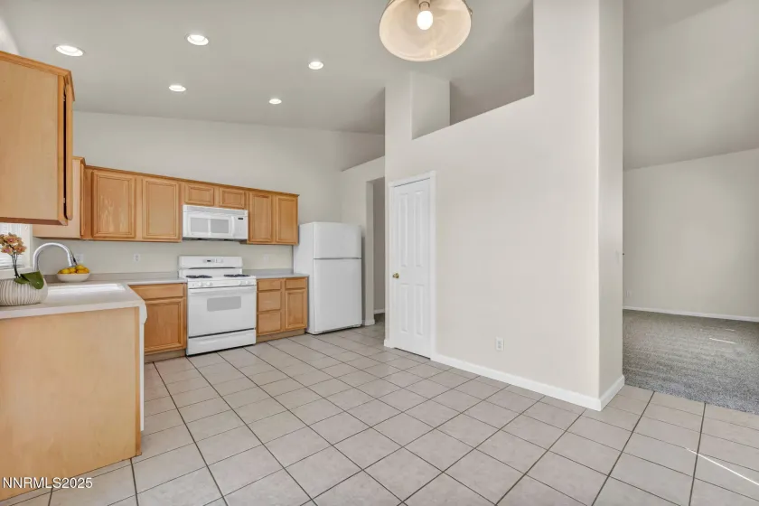 2765 Aristedes, Sparks, Nevada 89436, 3 Bedrooms Bedrooms, ,2 BathroomsBathrooms,Residential,Residential,Aristedes,250052889