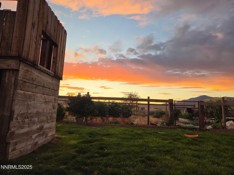 5355 Godchaux, Winnemucca, Nevada 89445, 3 Bedrooms Bedrooms, ,2 BathroomsBathrooms,Residential,Residential,Godchaux,250058003