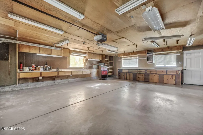 635 Cordone, Reno, Nevada 89502, 3 Bedrooms Bedrooms, ,2 BathroomsBathrooms,Residential,Residential,Cordone,250058004