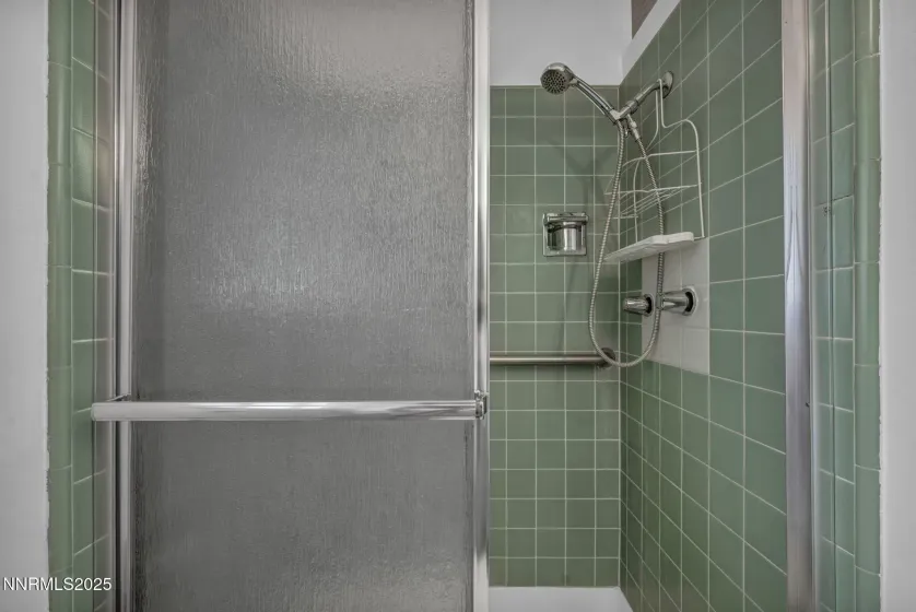 635 Cordone, Reno, Nevada 89502, 3 Bedrooms Bedrooms, ,2 BathroomsBathrooms,Residential,Residential,Cordone,250058004