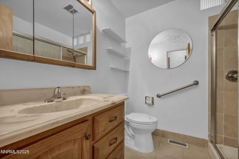 635 Cordone, Reno, Nevada 89502, 3 Bedrooms Bedrooms, ,2 BathroomsBathrooms,Residential,Residential,Cordone,250058004