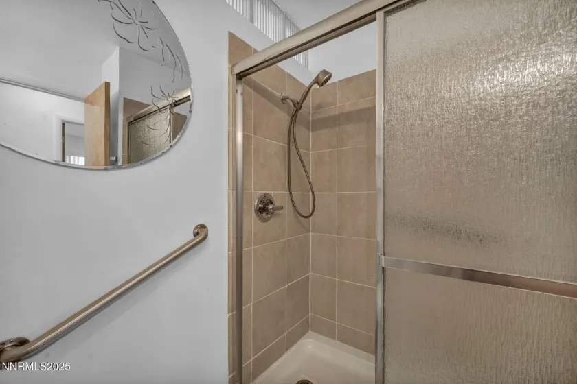 635 Cordone, Reno, Nevada 89502, 3 Bedrooms Bedrooms, ,2 BathroomsBathrooms,Residential,Residential,Cordone,250058004