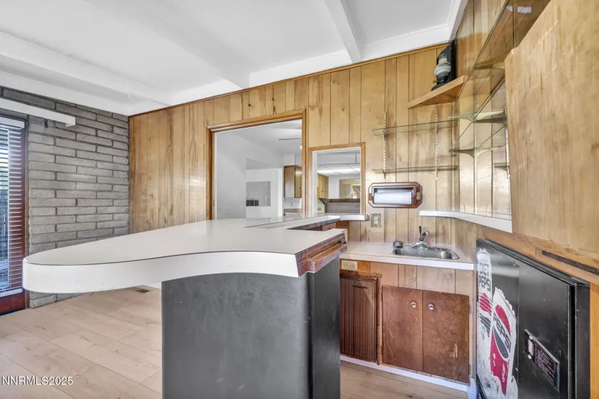 635 Cordone, Reno, Nevada 89502, 3 Bedrooms Bedrooms, ,2 BathroomsBathrooms,Residential,Residential,Cordone,250058004