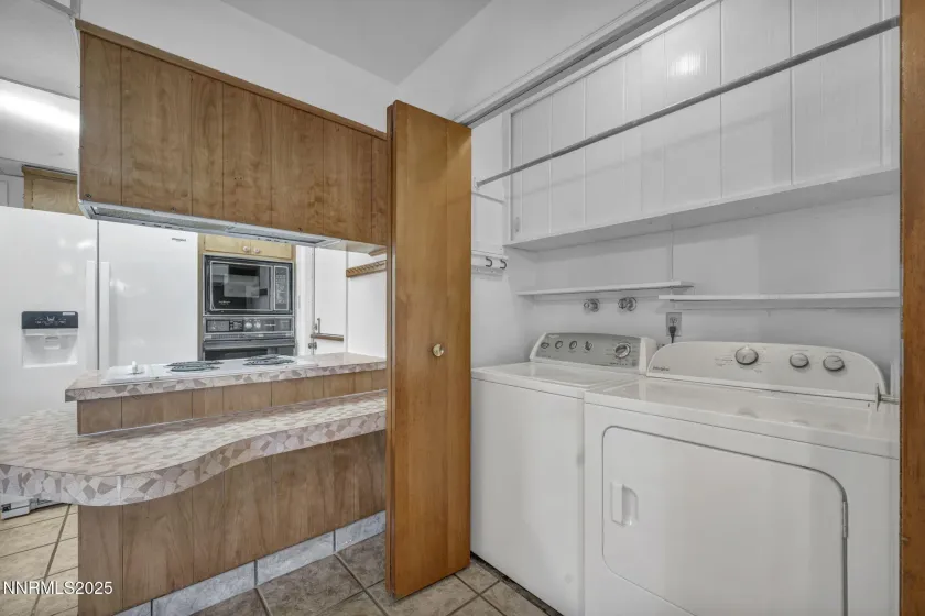 635 Cordone, Reno, Nevada 89502, 3 Bedrooms Bedrooms, ,2 BathroomsBathrooms,Residential,Residential,Cordone,250058004