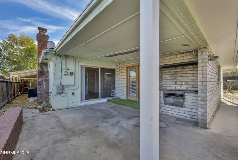 635 Cordone, Reno, Nevada 89502, 3 Bedrooms Bedrooms, ,2 BathroomsBathrooms,Residential,Residential,Cordone,250058004