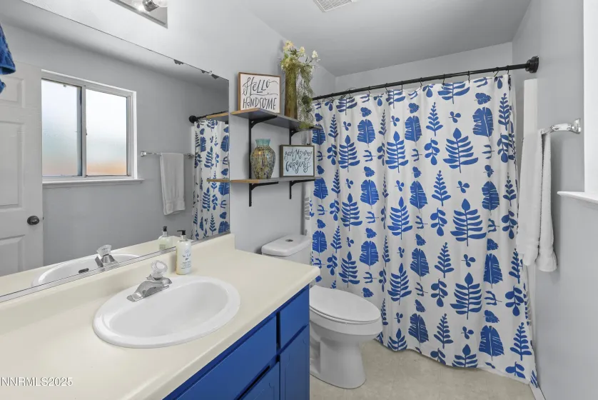 204 Gordon, Dayton, Nevada 89403, 3 Bedrooms Bedrooms, ,2 BathroomsBathrooms,Residential,Residential,Gordon,250058006