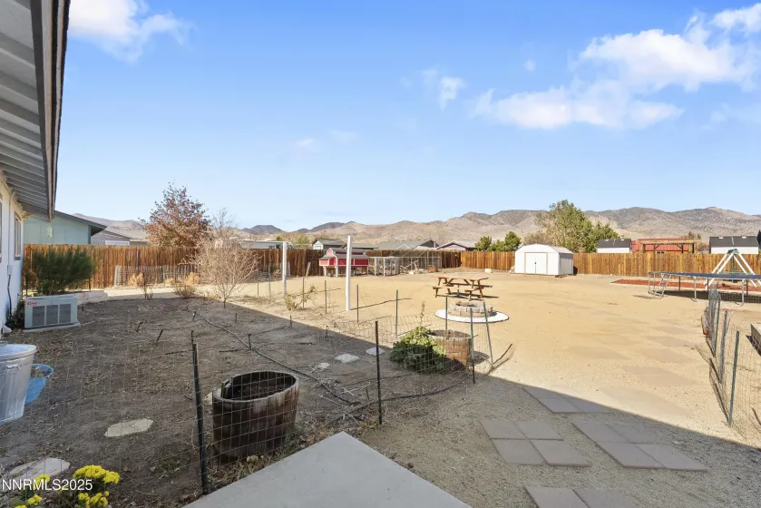 204 Gordon, Dayton, Nevada 89403, 3 Bedrooms Bedrooms, ,2 BathroomsBathrooms,Residential,Residential,Gordon,250058006