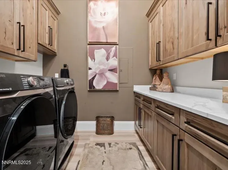 8 High Camp, Washoe Valley, Nevada 89704, 3 Bedrooms Bedrooms, ,5 BathroomsBathrooms,Residential,Residential,High Camp,250058008