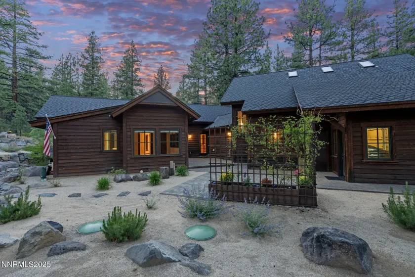 16555 Evergreen Hills, Reno, Nevada 89511, 3 Bedrooms Bedrooms, ,3 BathroomsBathrooms,Residential,Residential,Evergreen Hills,250052327